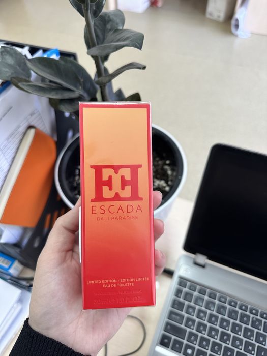 Escada Bali Paradise