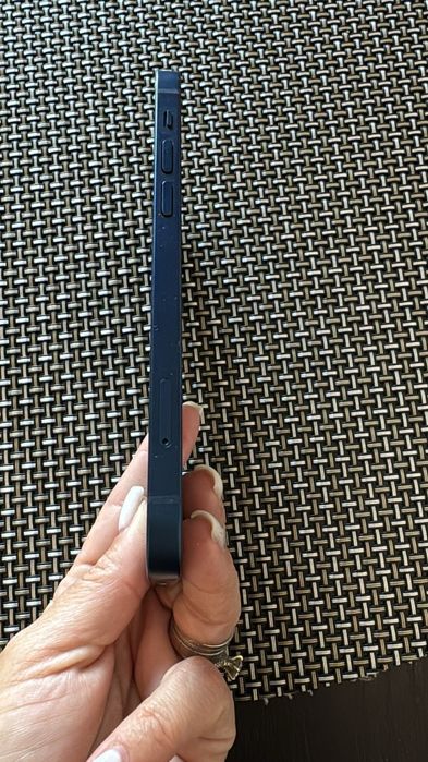 iPhone 12 -  64 GB Blue