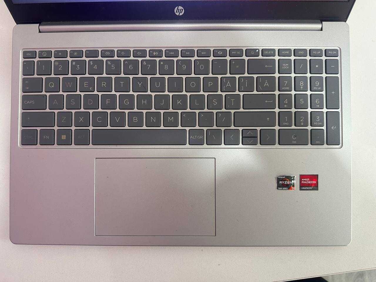 HP Laptop 15-fc0025nq