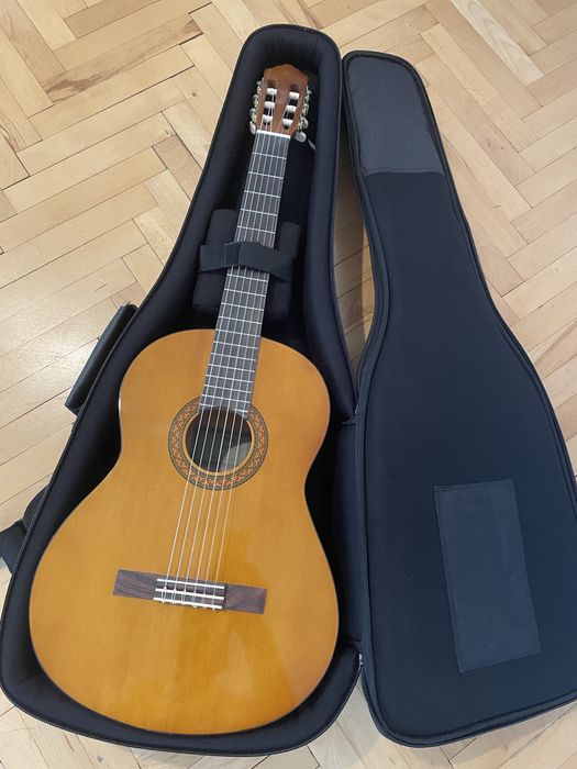 Yamaha C40 с калъф