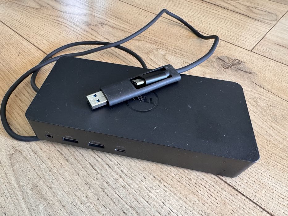 Docking Station Dell D6000, USB-C si USB 3.0, cu incarcator original