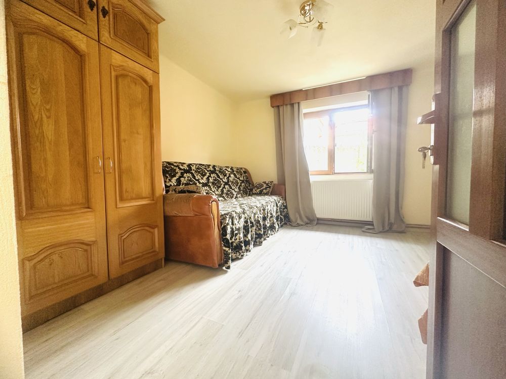 Casa de vanzare  - Disponibila imediat