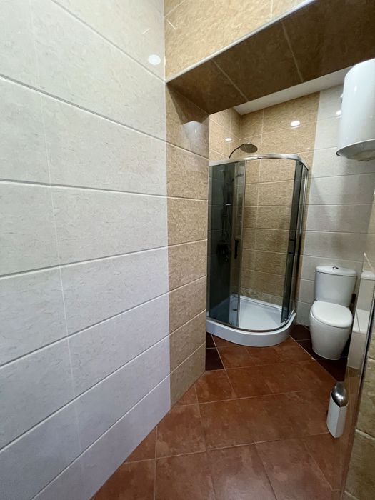 Oybek Toshkent metro yaqinida kvartira bor oilaga talabalarga