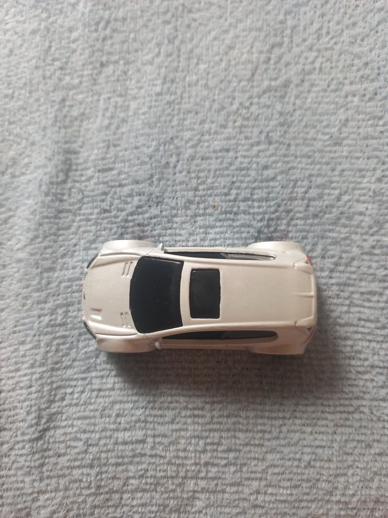 Hot wheels 2008 volkswagen golf GTI