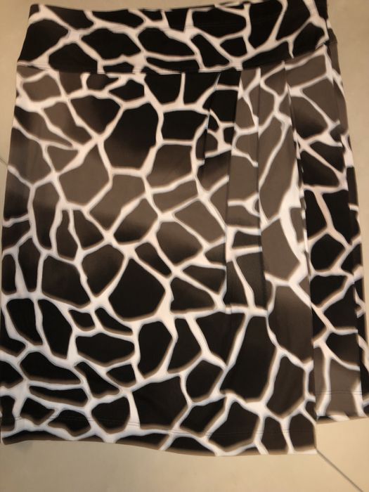 Fusta Marc Cain, material elastic, mar. L