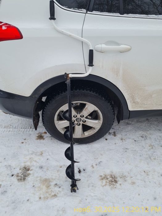 Бур  для зимней рыбалки б/у в отличном состоянии