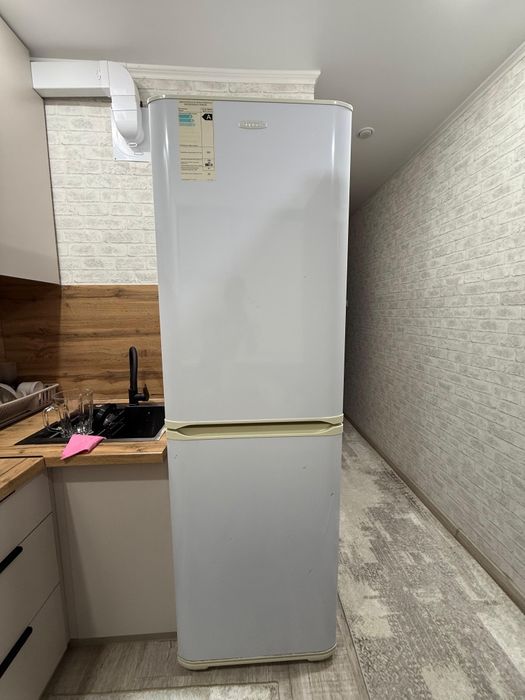 Холодильник 30000