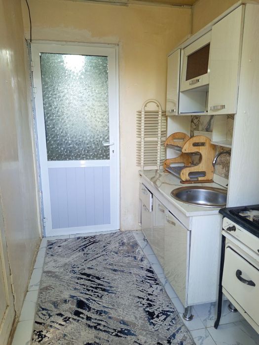 Сдаётся квартира на Чиланзаре 4квартале 1ком галерейка всем 280 у..е