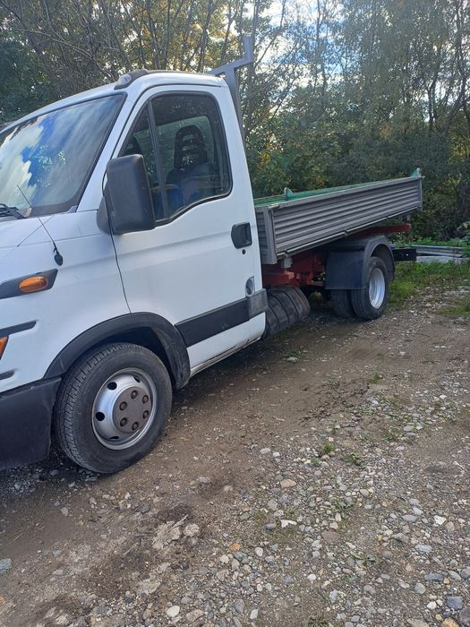 Vând Iveco Daily  basculabil 3 parti.