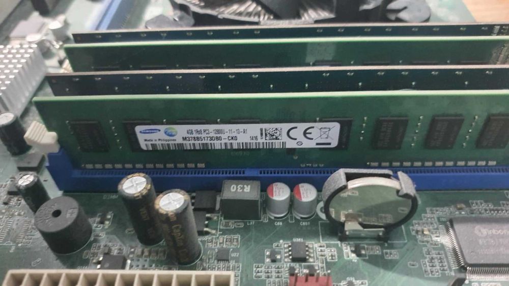 Motherboard, Procesor I5, 16 GB RAM DDR3