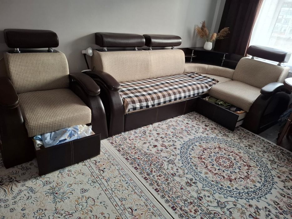 Продам диван в отлияном состоянии