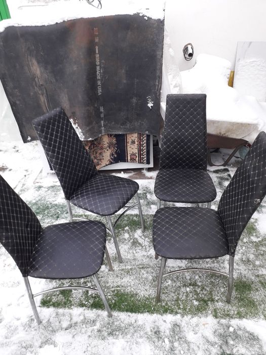 Стулья для кухни и .