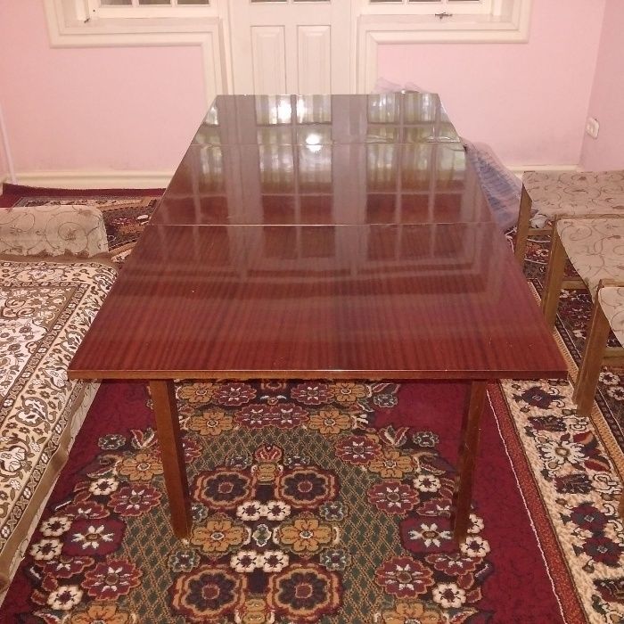 Продается расширяющийся прямоугольный стол
