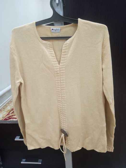 Женская кофта-свитер р.50