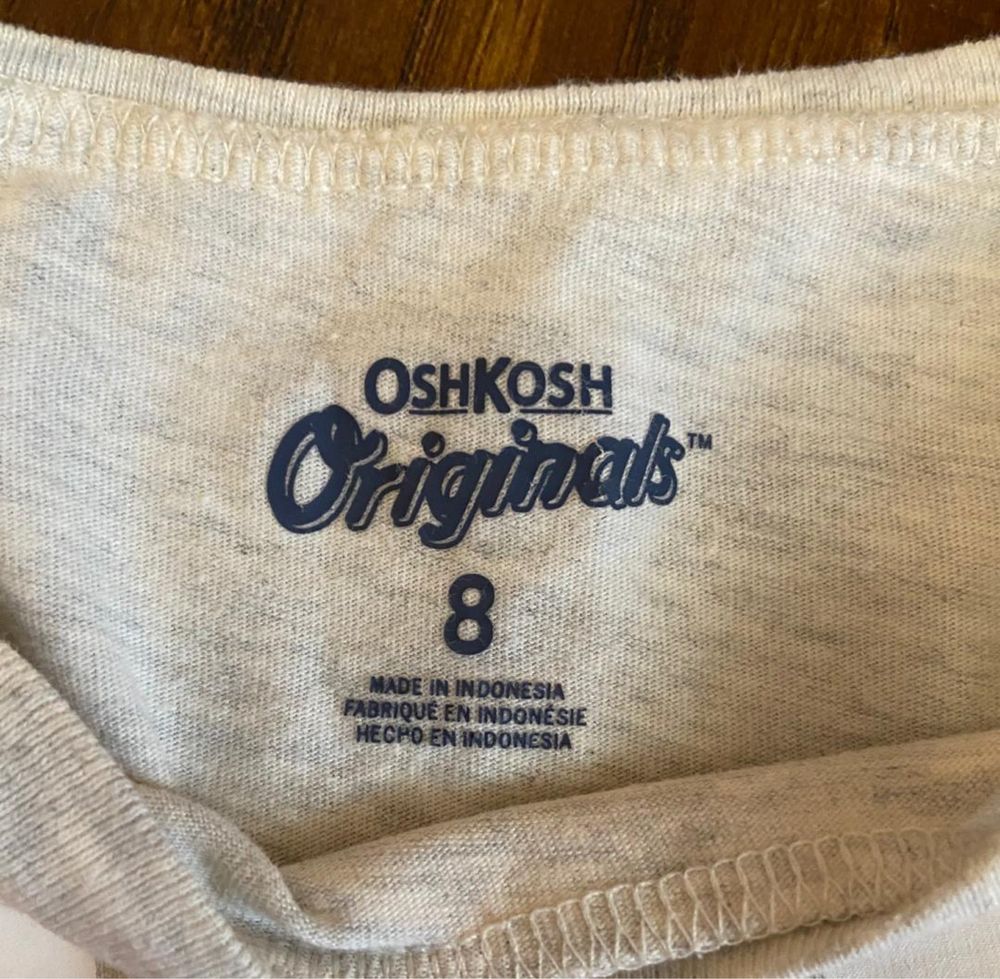 Футболки Oshkosh на 8 лет