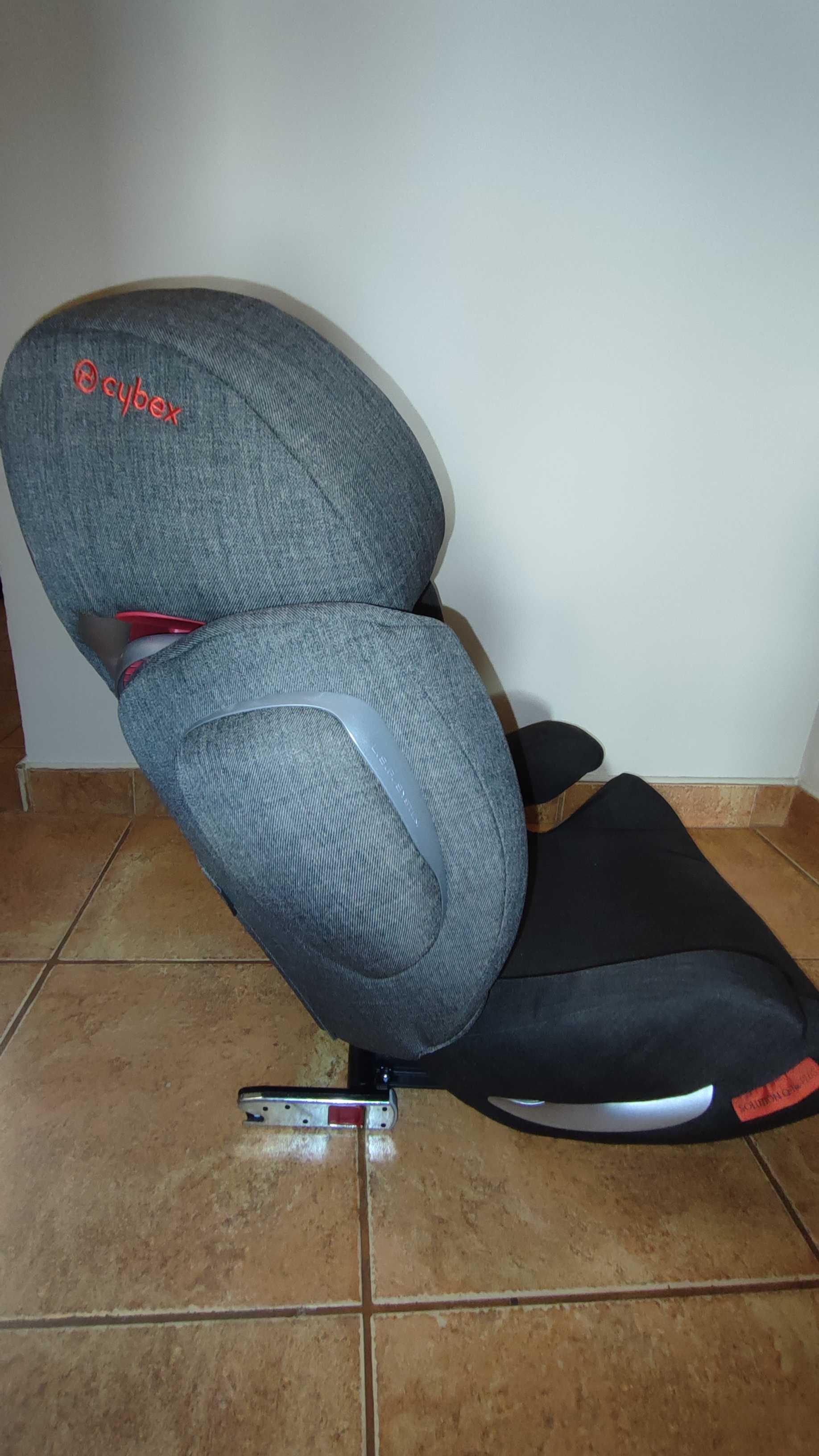 Детско столче за кола CYBEX Solution Q-Fix