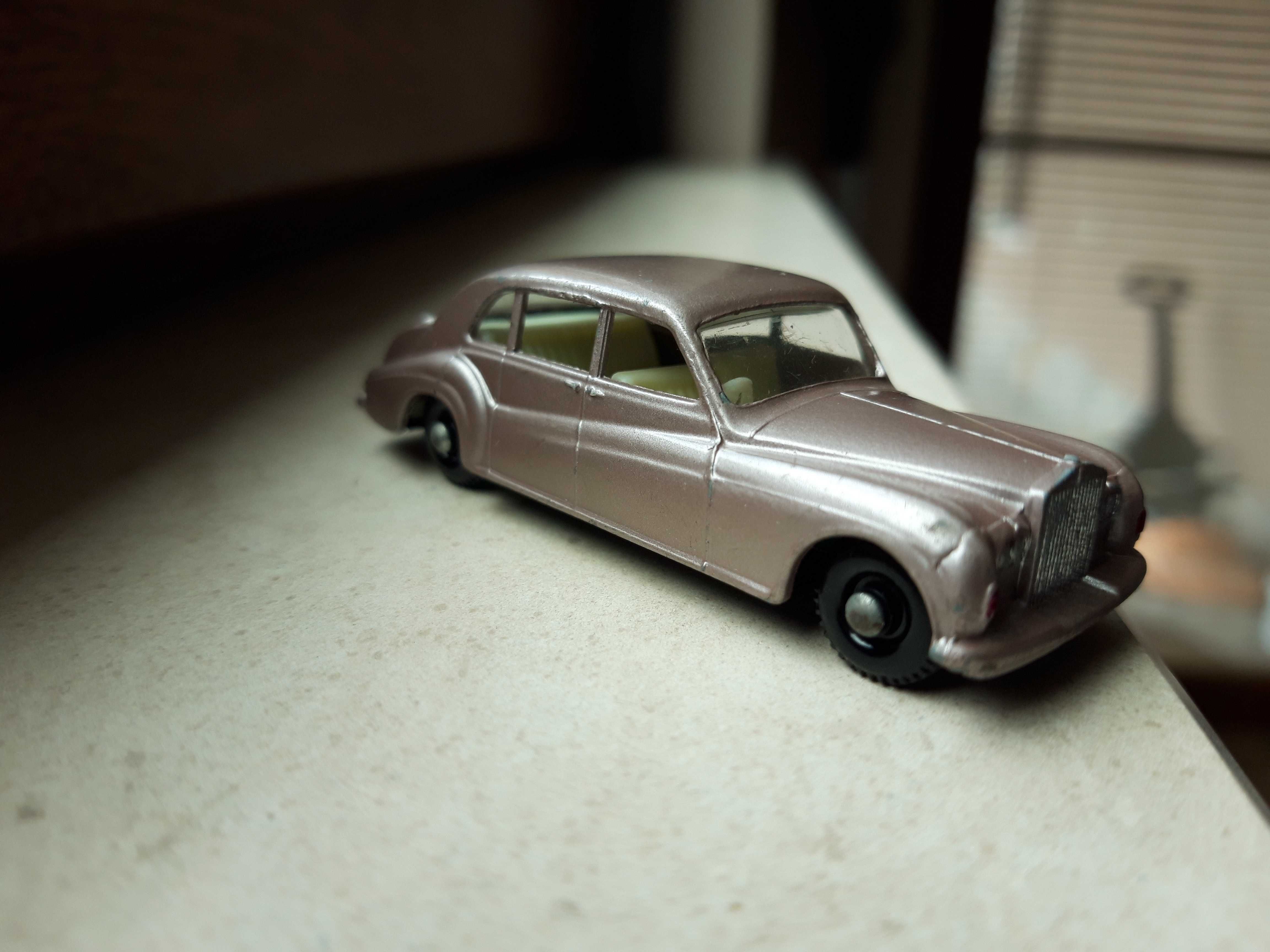 Matchbox Lesney Rolls Royce, Lamborghini