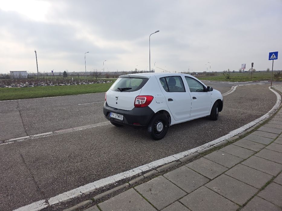 Dacia Sandero 2015