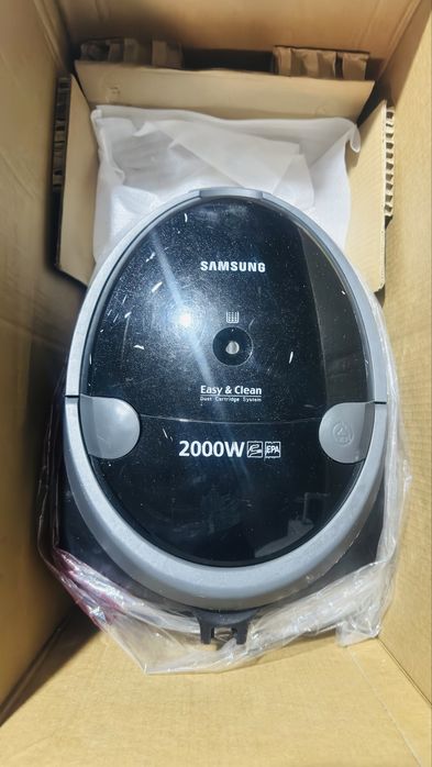 Пылесос сотилади samsung 2000W