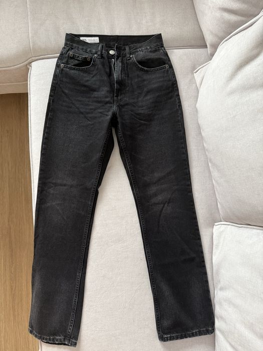 Стилни дамски дънки Zara, отлично състояние