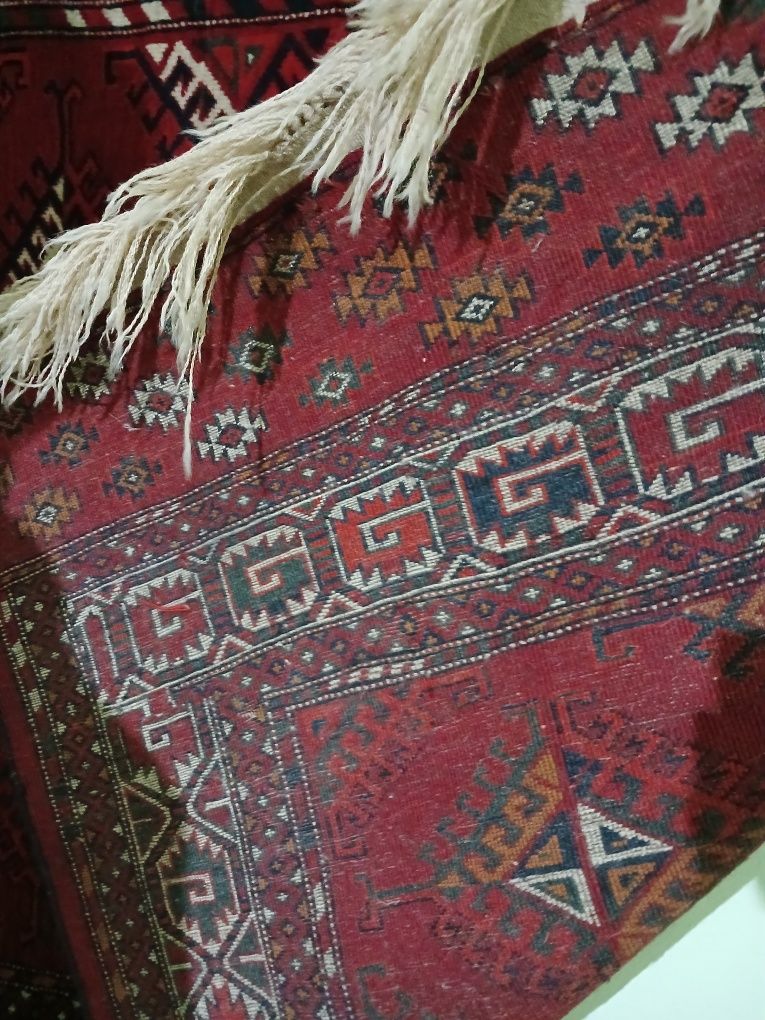 Asl 100 yillik turkman gilami.