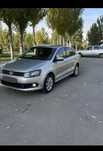 VW POLO Серебристый