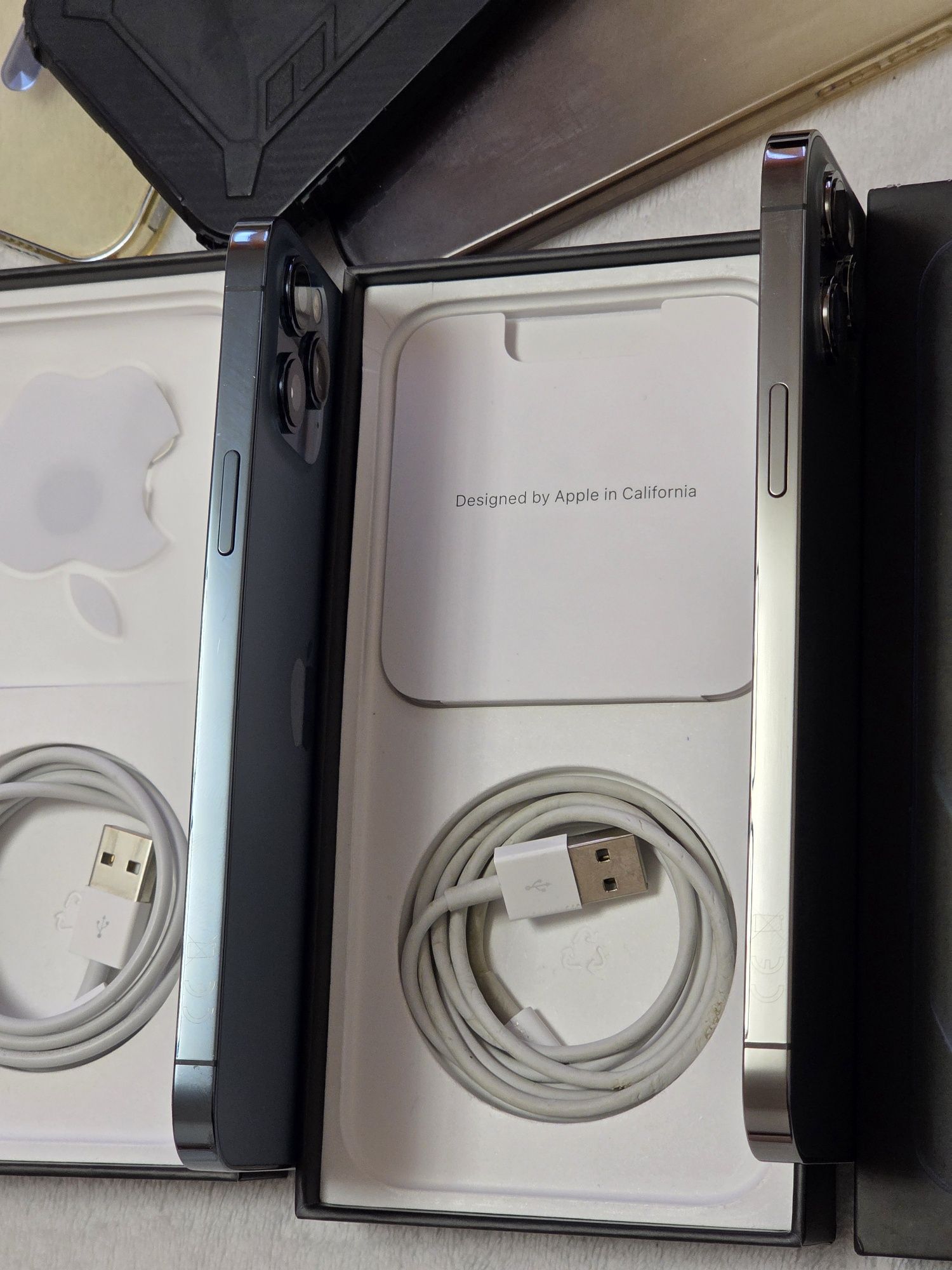 2 Iphone 12 pro max 128GB baterie 89% stare impecabilă