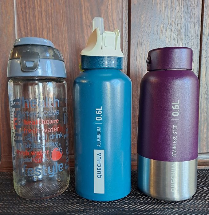 Лот термоси на обща цена 15лв