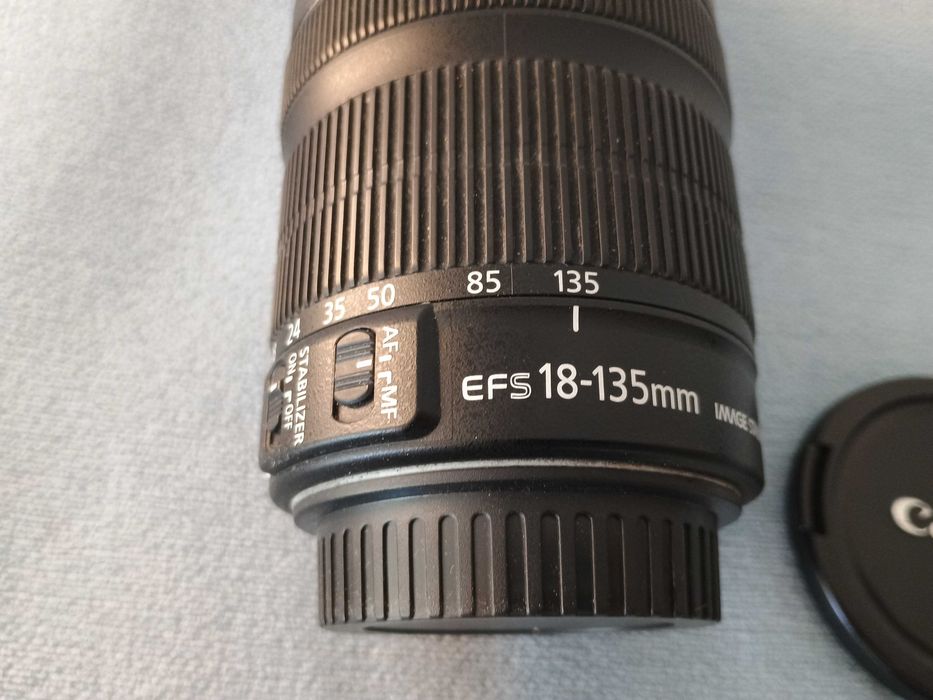 Като нов oбектив Canon 18-135 IS STM 67 мм Япония
