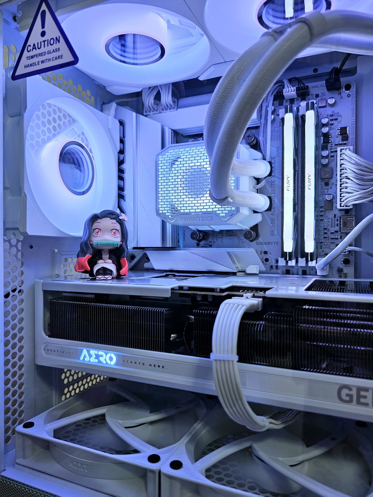 Игровой компьютер 9800x3d / 5070ti / 48GB DDR5, эксклюзив