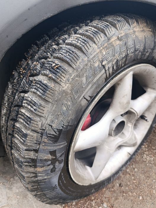 Продам зимнюю резину