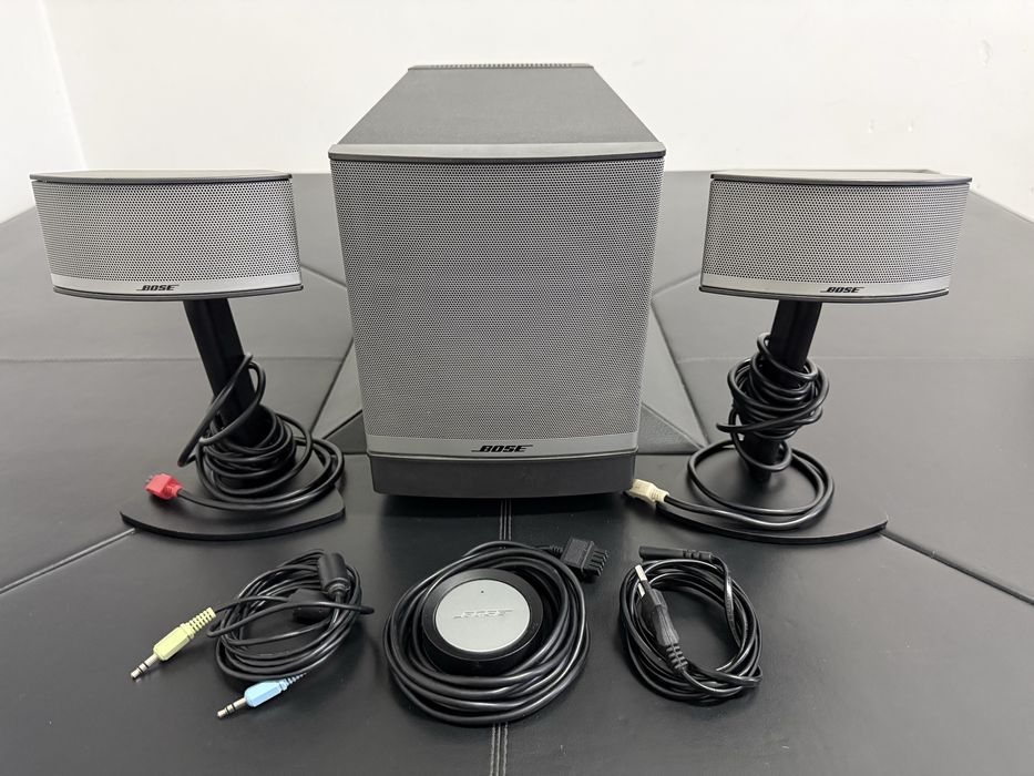 Bose Companion 5 + Cadou - Device wireless compatibil cu sistemul