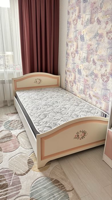 Продам детскую мебель