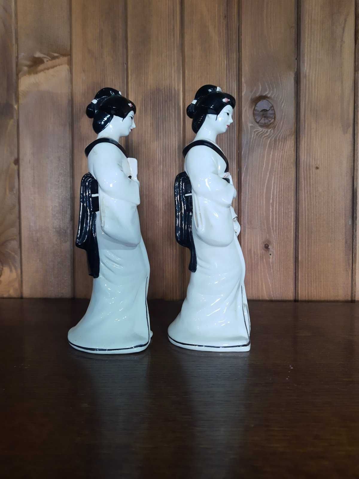 Красиви стари порцеланови статуетки на Японки (Гейши) внос Франция