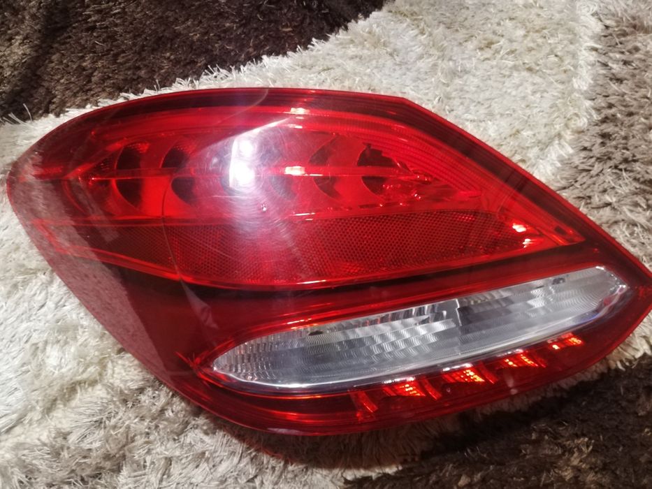 Подавам оригинален led стоп ляв за Мерцедес W205 USA