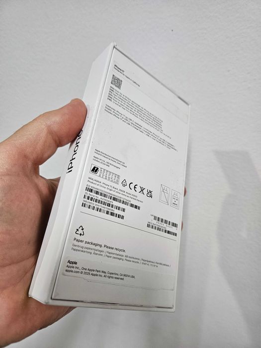 IPhone 17, 256 Gb, neverlock, nou la cutie, Garantie 1 an.