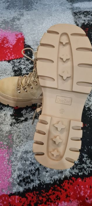 Vand ghete dama,marimea 37