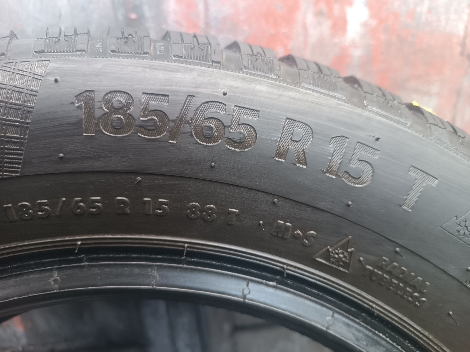 185/65/15 Continental