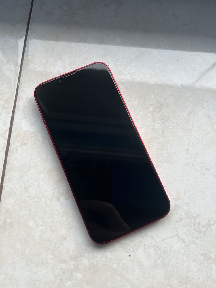 Vand iphone 13 red edition in stare impecabila!!