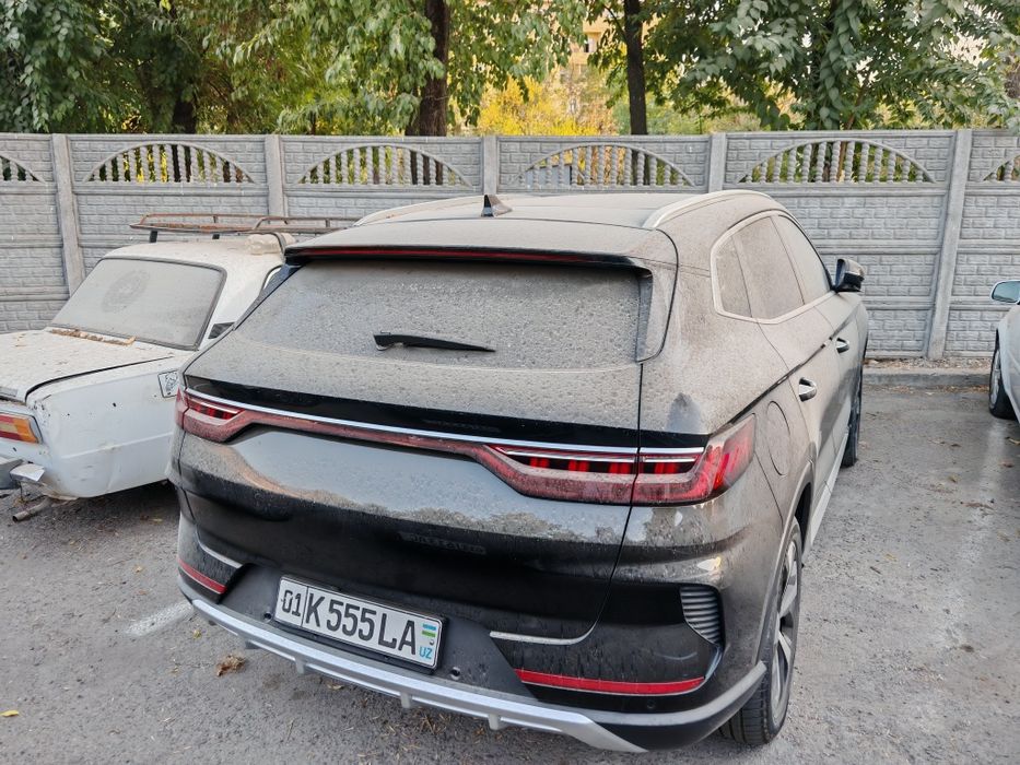 BYD Song plus 2022 йил аукцион оркали сотилади
