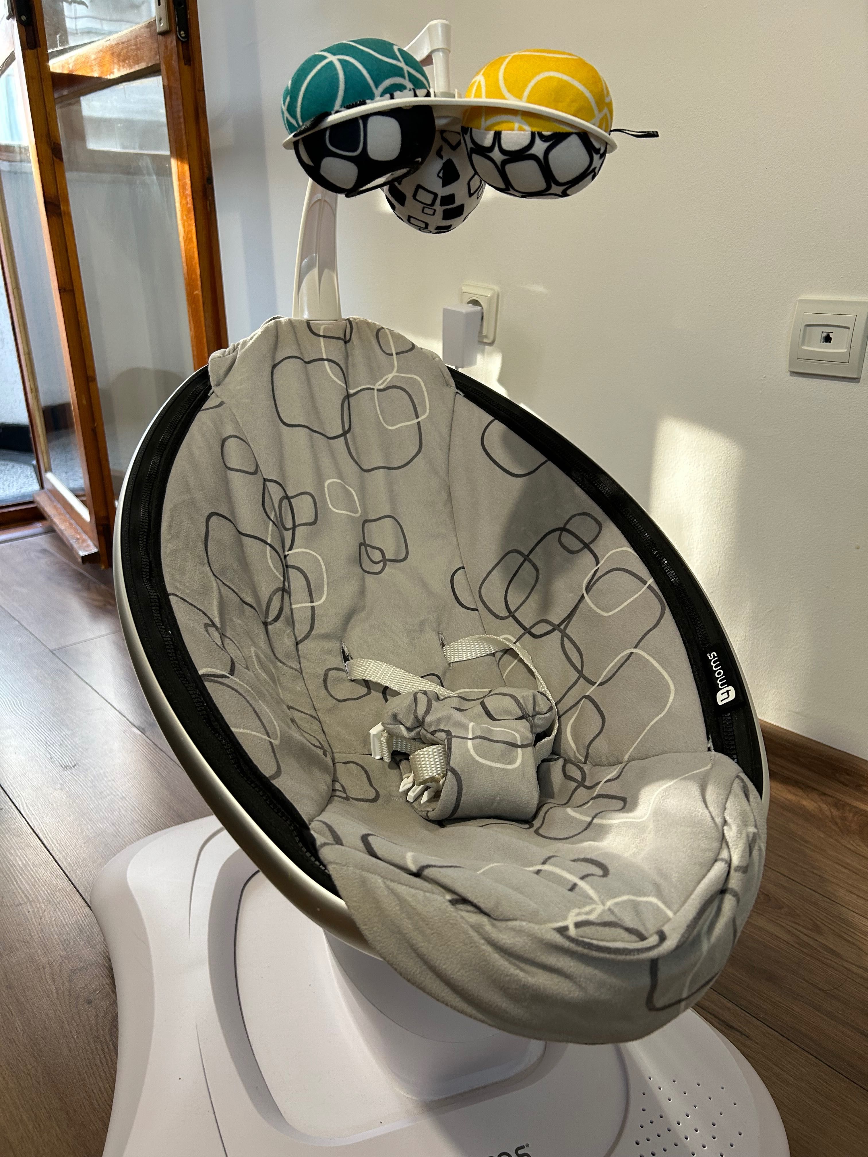 Електрическа бебешка люлка 4MOMS MamaRoo 4.0