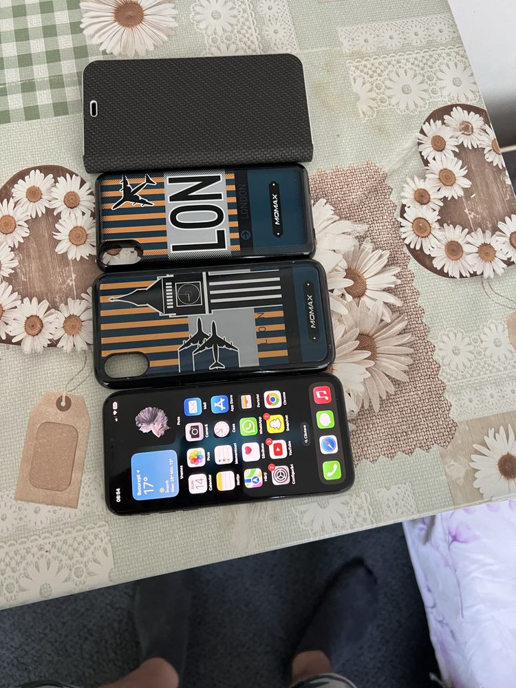 Vand iphone X +plus huse+plus baterie externa