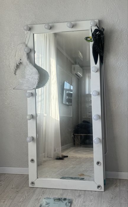 Продам большое зеркало