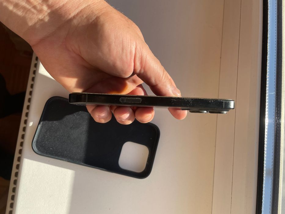 iPhone 16pro със гаранция