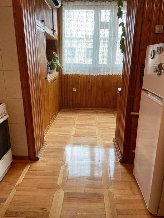 Продаётся 4комн/6/9 Госпиталка, Мирабадский р-н... KW8989