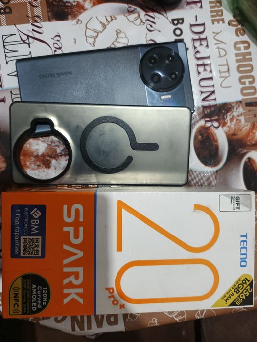 Tecno Spark 20 pro plus
