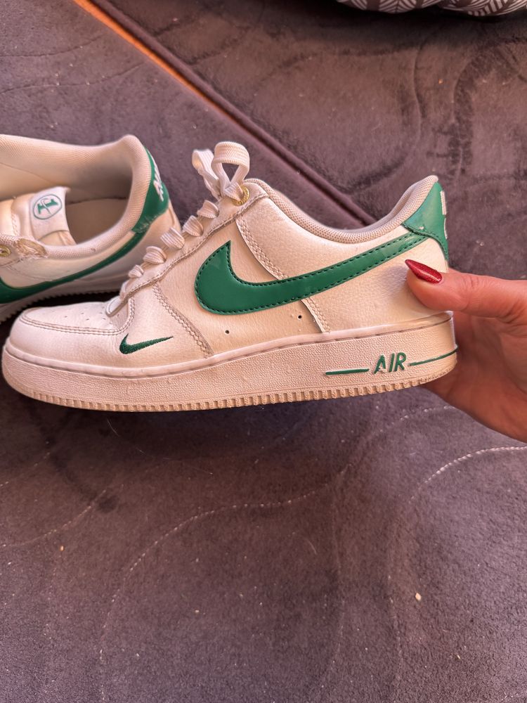 Маратонки Nike air force 1