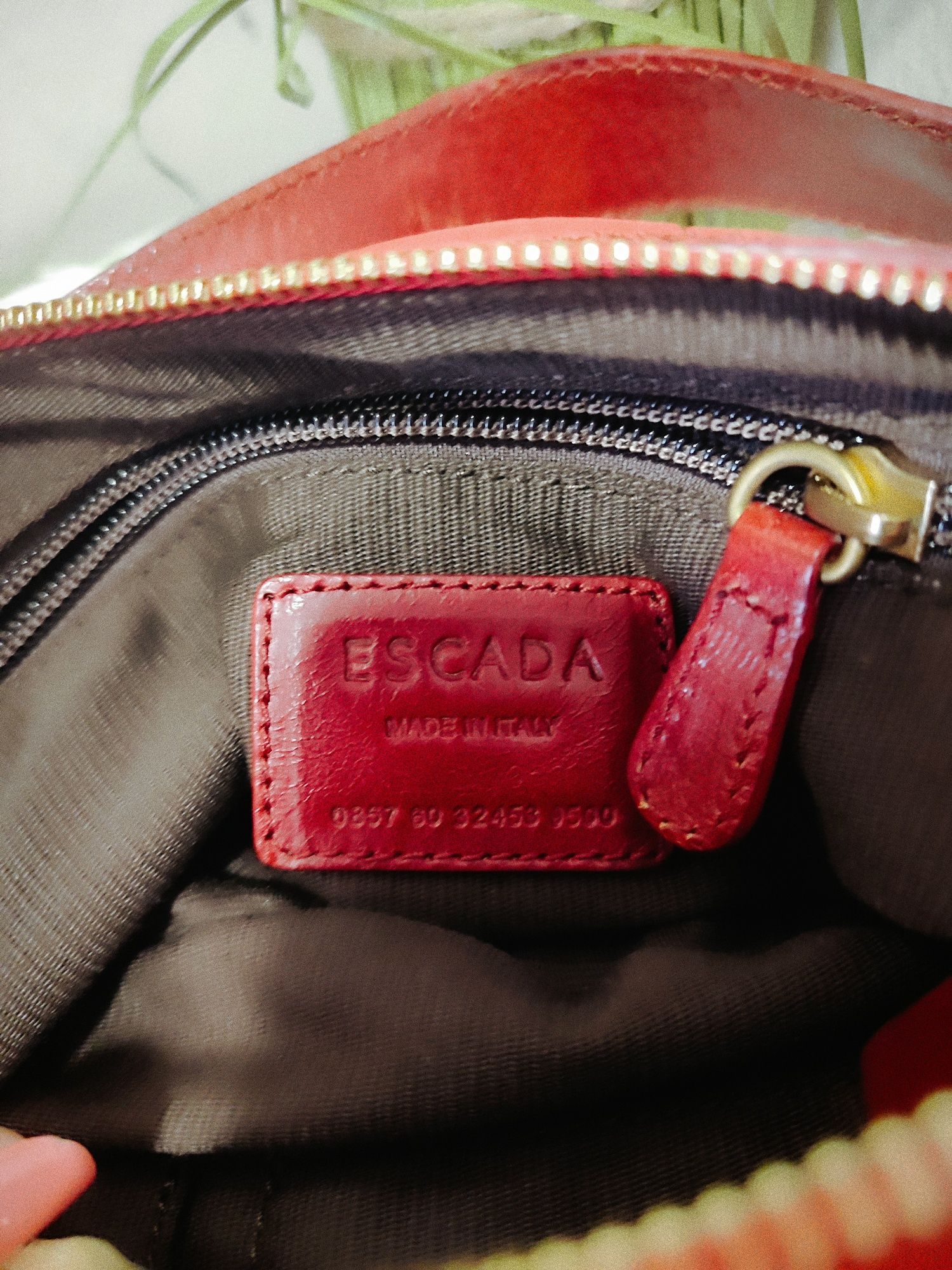 ESCADA- Made in Italy