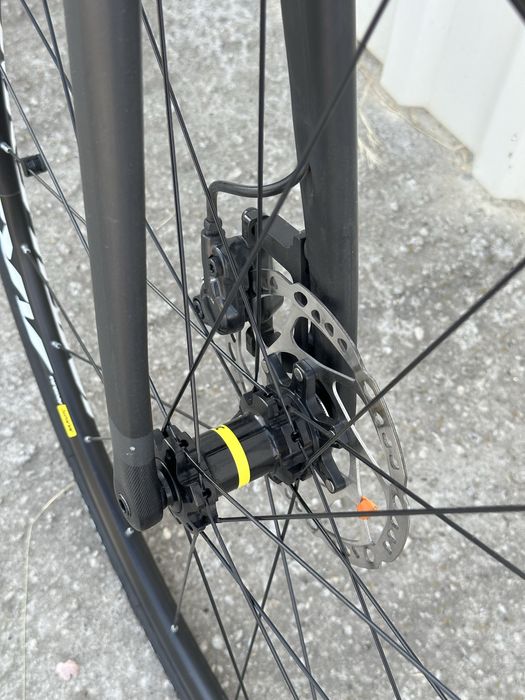 Bicicletă unicat – carbon Cube cursieră/MTB urban 1x11, mărime 60