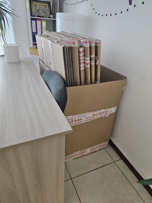 Продаю коробки больших размеров